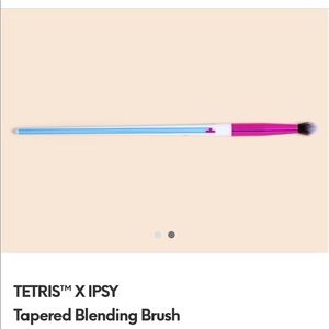 Tetris X Ipsy • Tapered Makeup Brush